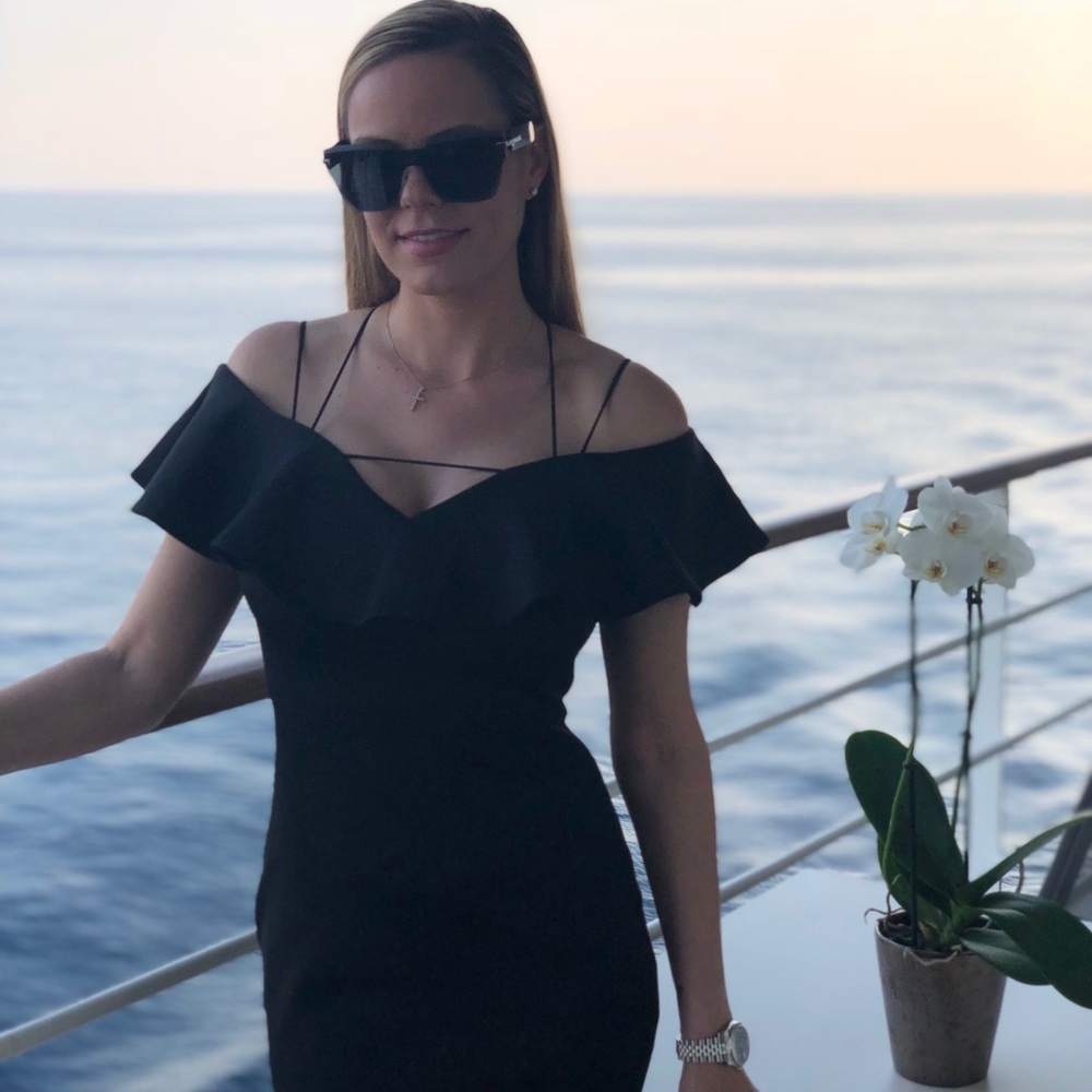 Meet your Posher, Jennifer